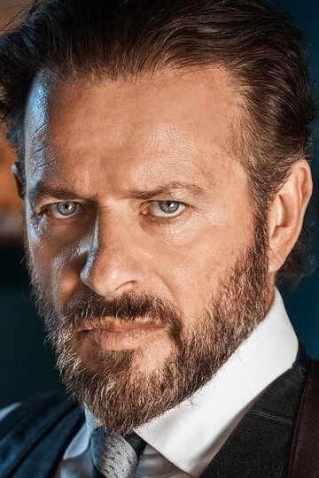 Костас Мэндилор