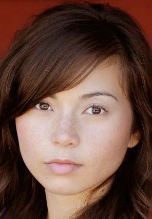 Дженнифер Сон Белл