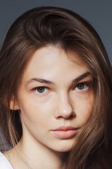 Александра Новгородова