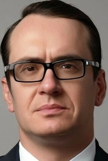 Антон Медведев