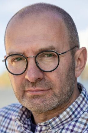 Роман Непомнящий